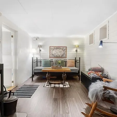 Cozy 130sqm House Right Above The Center. Holiday home Tromso