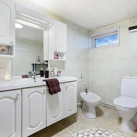 Cozy 130sqm House Right Above The Center. Holiday home Tromso