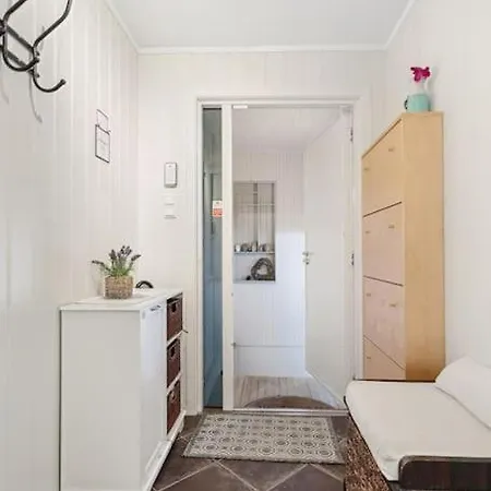 Holiday home Cozy 130sqm House Right Above The Center. *